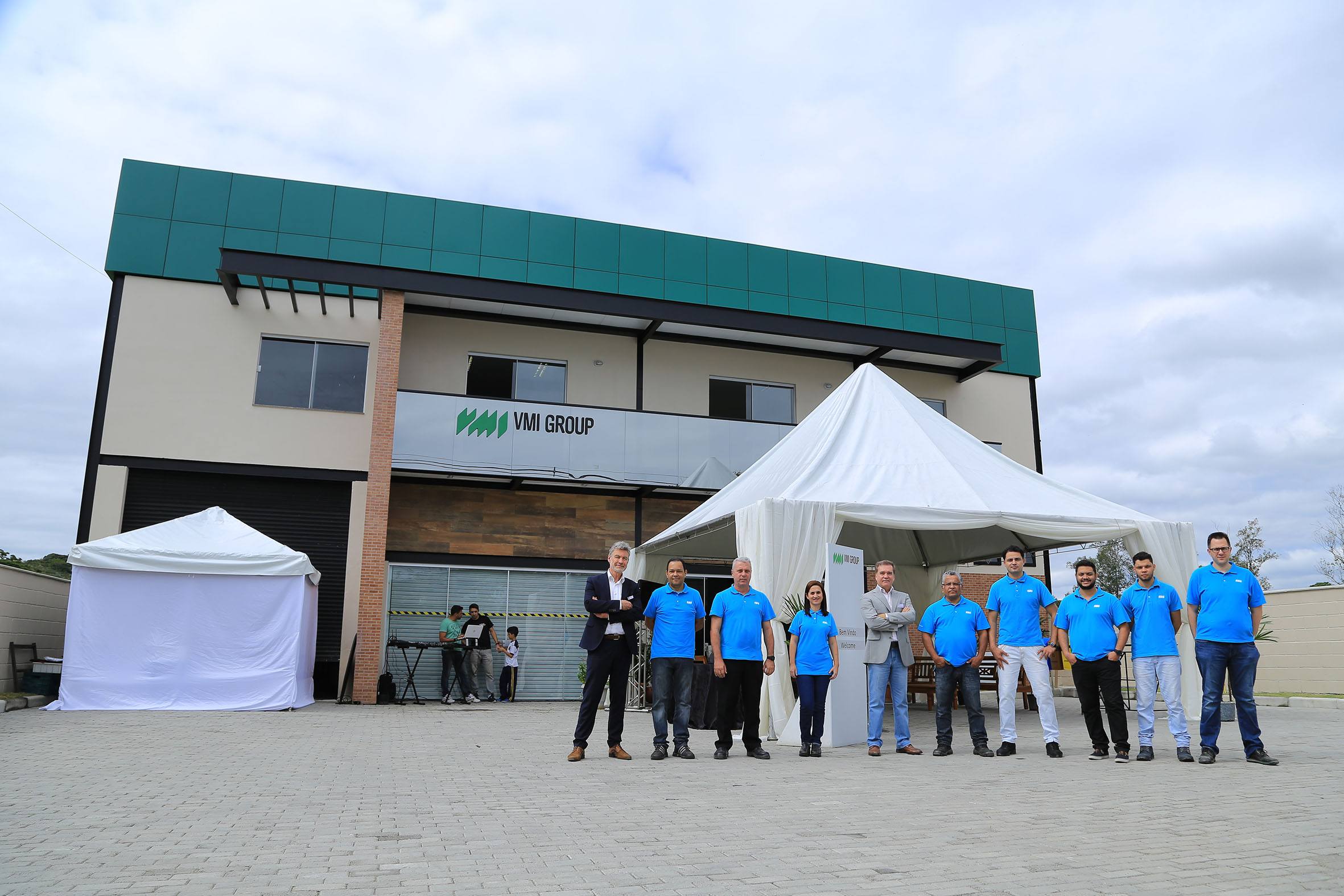 https://vmi-group.com/app/uploads/2017/05/2017-05-VMI-Group-brazil-opening-001.jpg